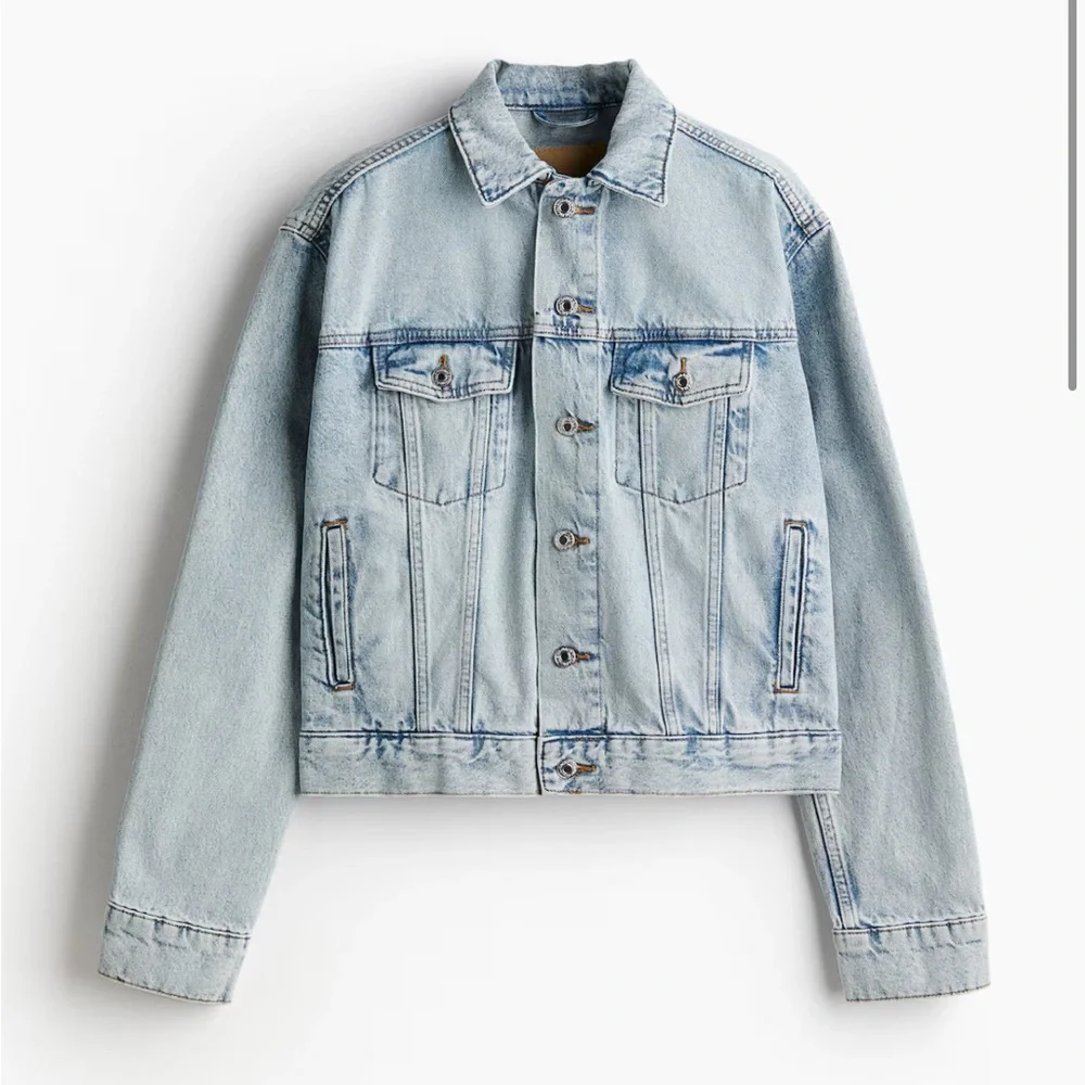 H&M Cropped Jean Jacket - Picture 1 of 4